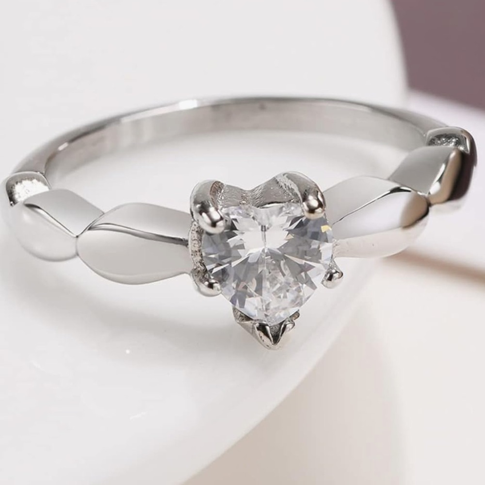 Heart engagement wedding ring